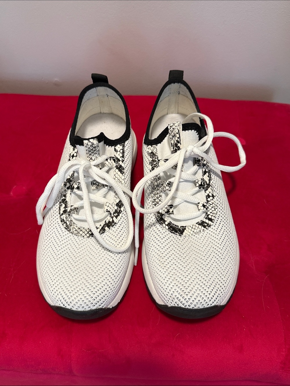 Vince Camuto White Knit Lace-Up Sneakers with Black Accents - Worn once in home.